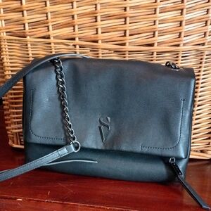 Simply Vera Vera Wang Black Crossbody Bag